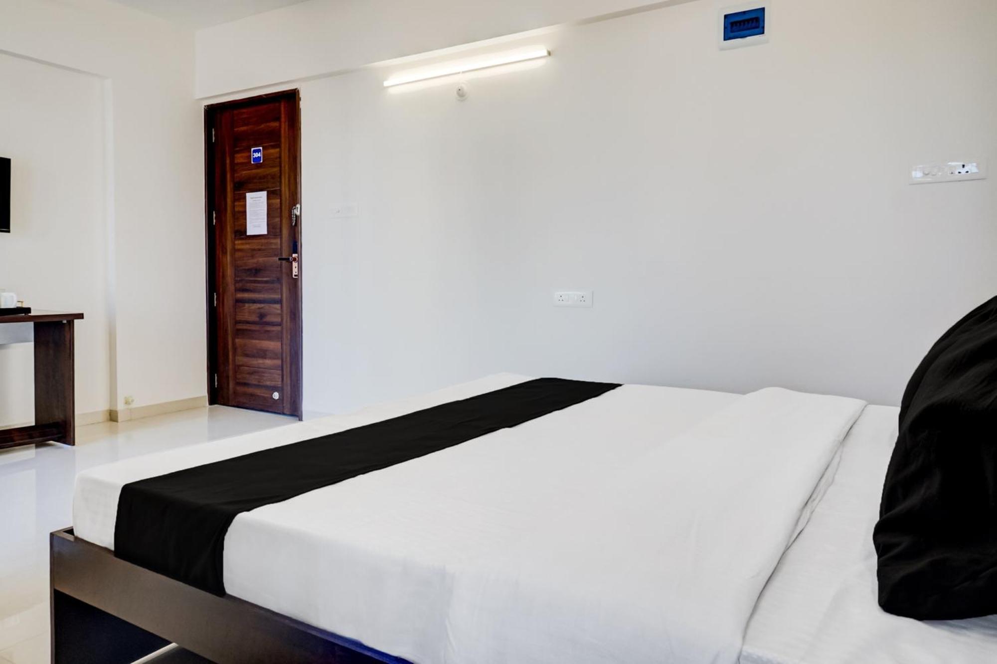 O Balaji Comfort 3* Pune
