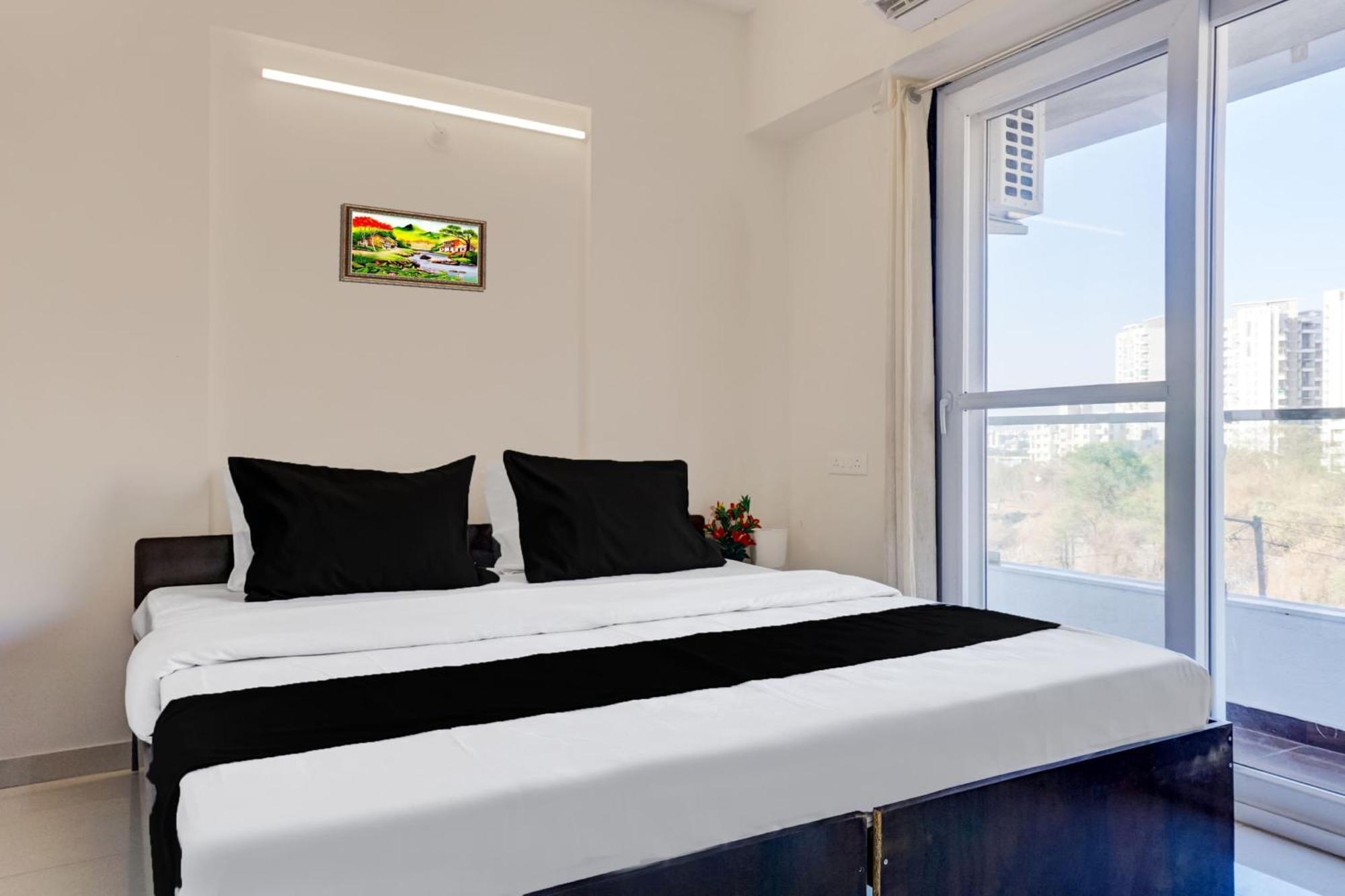 Hotel O Balaji Comfort Pune
